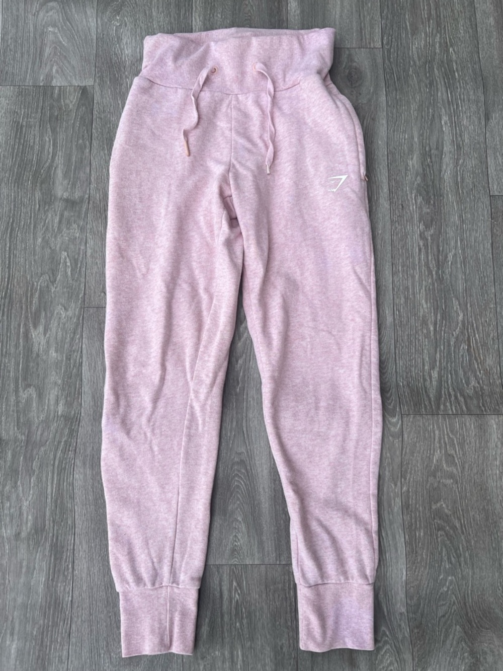 Gymshark Pippa Training Joggers in a pink marl color size medium